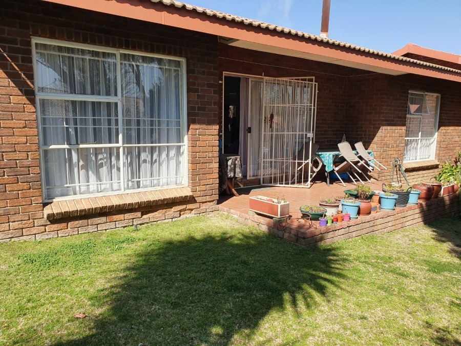 To Let 3 Bedroom Property for Rent in Panorama Free State